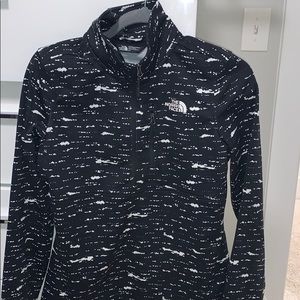 North face quarter zip